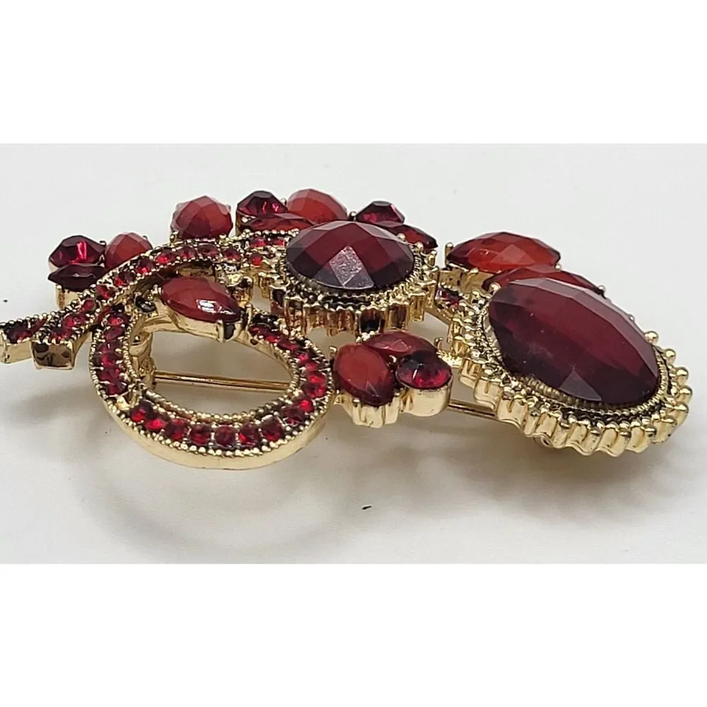 Napier red crystal